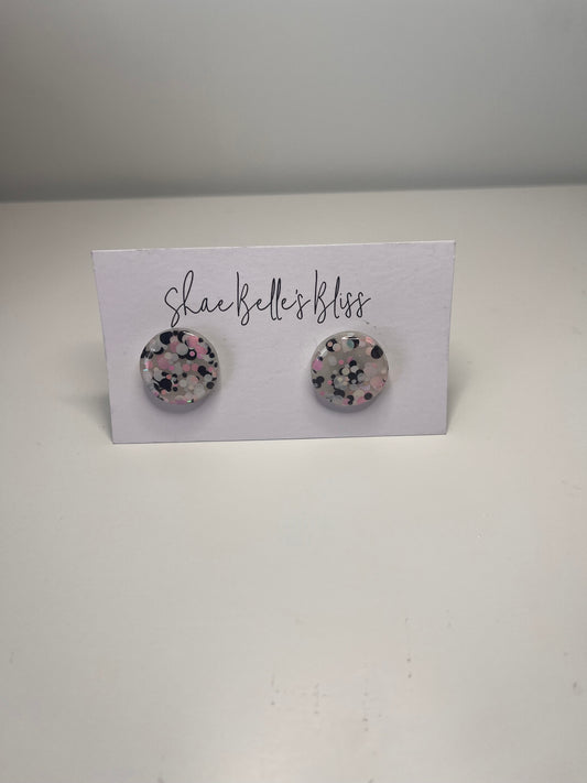 Shiloh Medium Studs