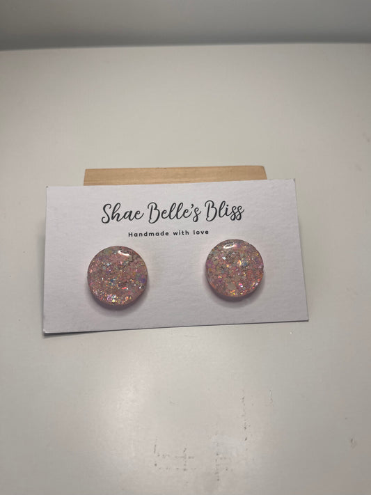 Shiloh Medium Studs